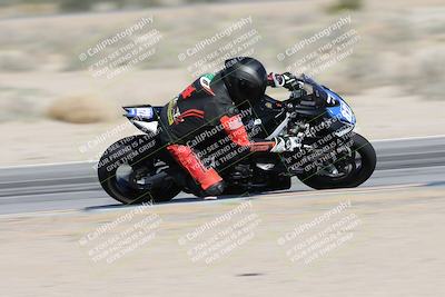 media/Jan-15-2026-Racers Edge (Thu) [[dfebeb70ab]]/2-A Group/Session 3 (Turn 15 Inside Pans)/